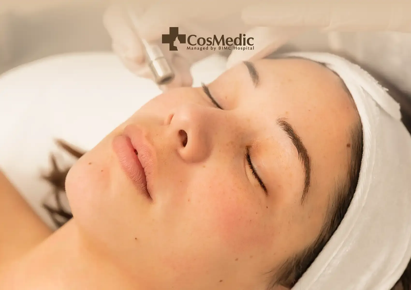 What Microdermabrasion Does for Dull Skin